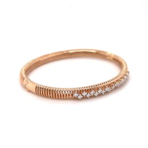 Gleaming diamond bracelet