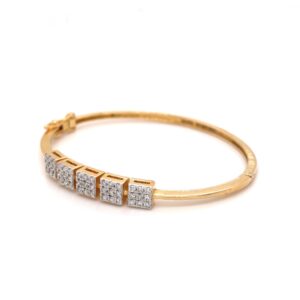 Beautiful diamond bracelet