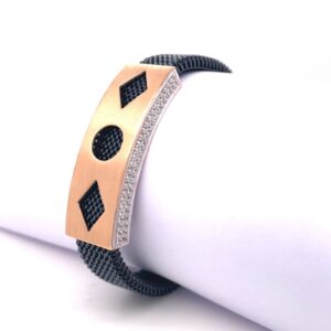 Alluring bracelet