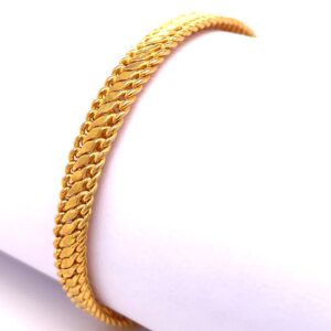 Magneficient diamond bracelet