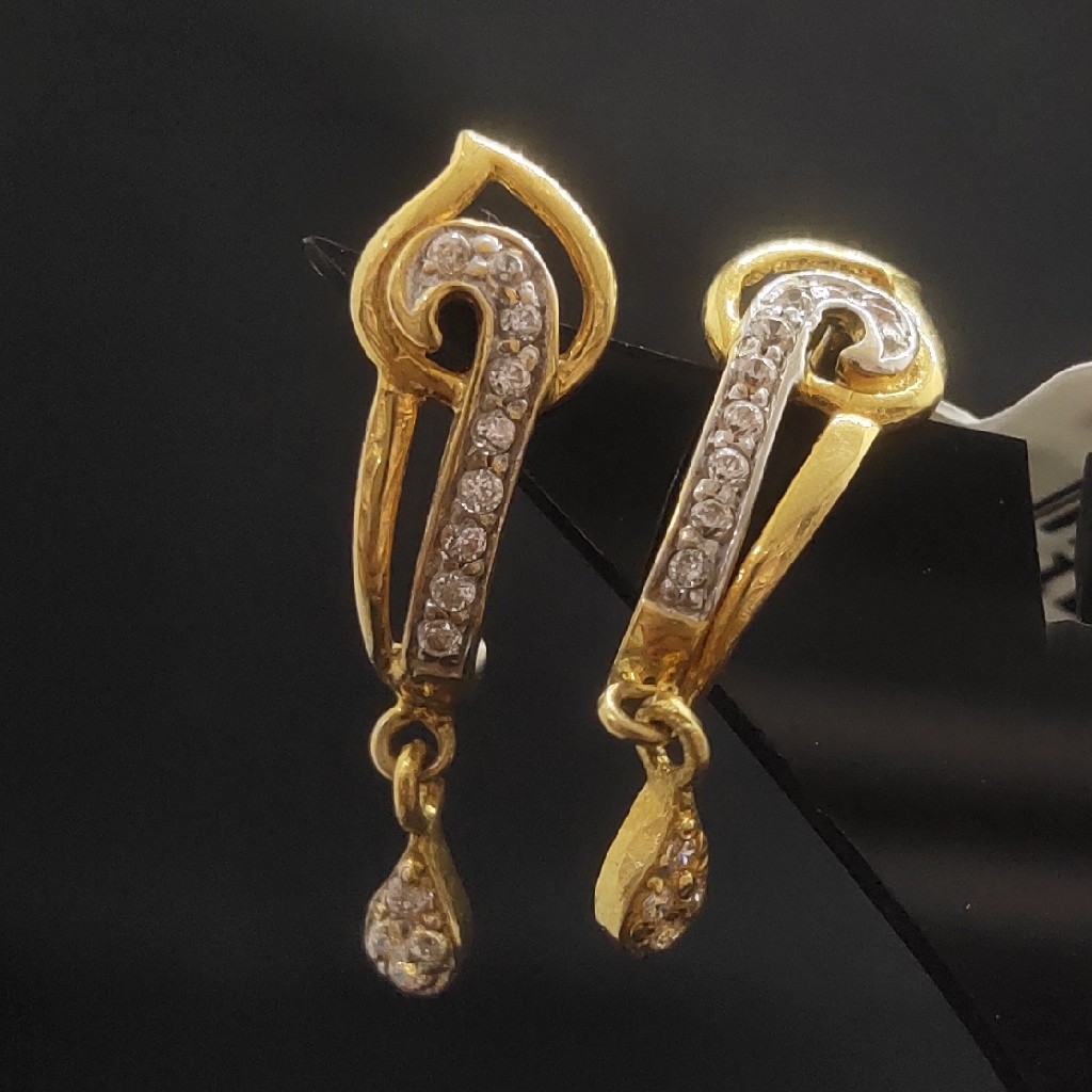 22KT GOLD J TYPE FANCY DIAMOND LADIES EARRINGS