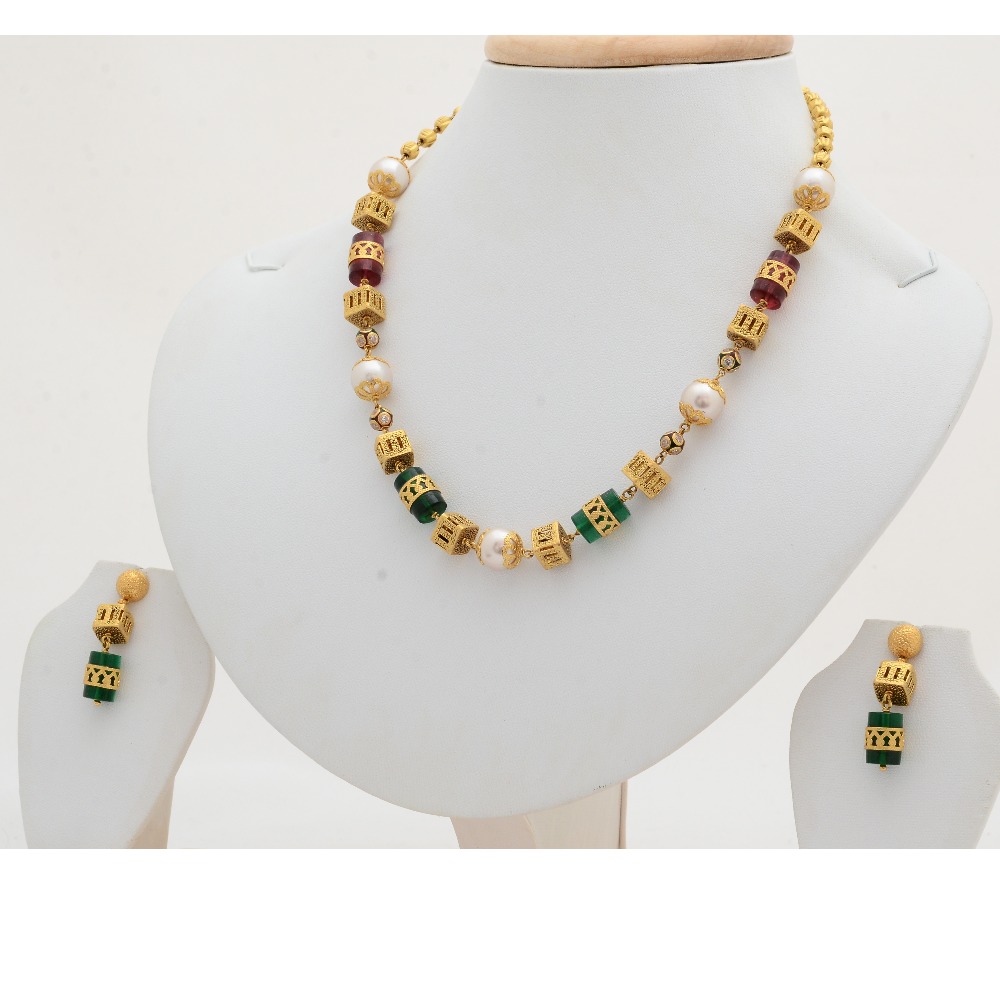 22K Gold Attractive Modern Dokiya Set ( Pieces )