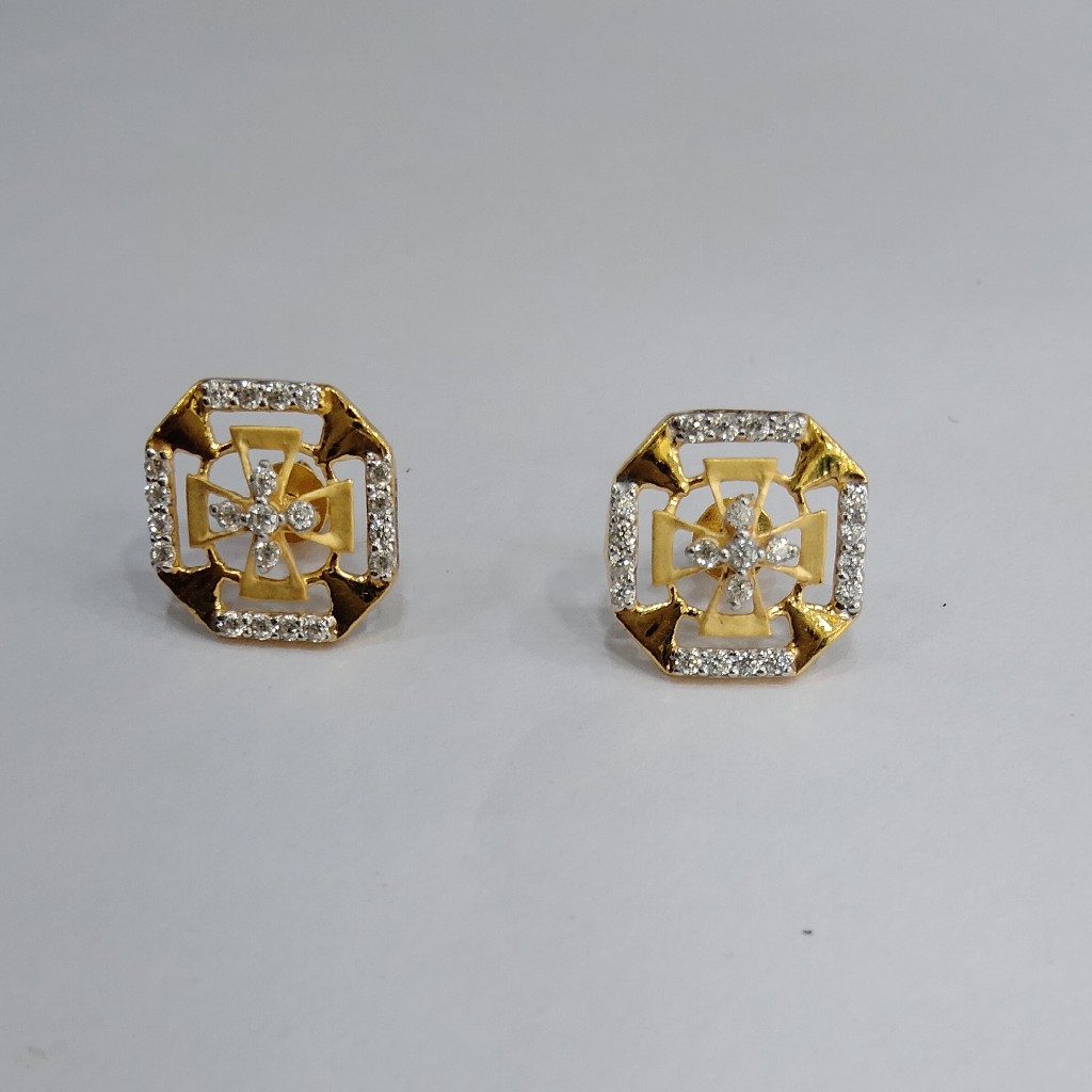22KT Gold CZ Earrings