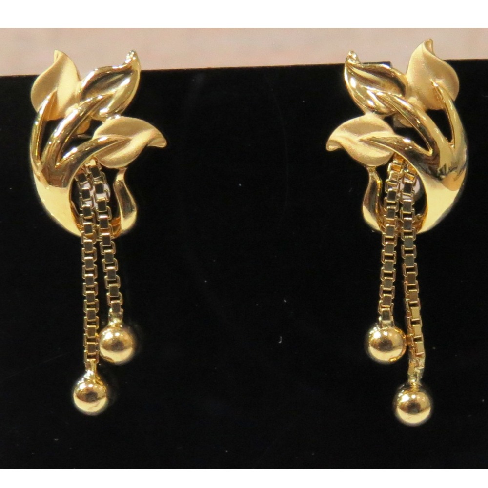 22kt gold casting plain designer earring With Chain Tassels