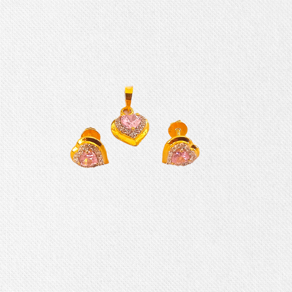 Gold Small Pendant Set