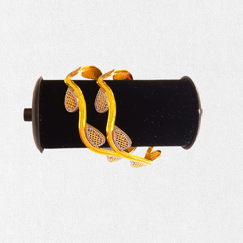 Gold Designing Bangle