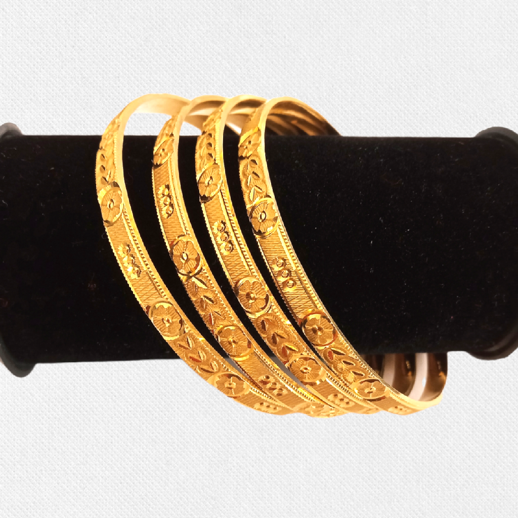 Forming Gold Bangle