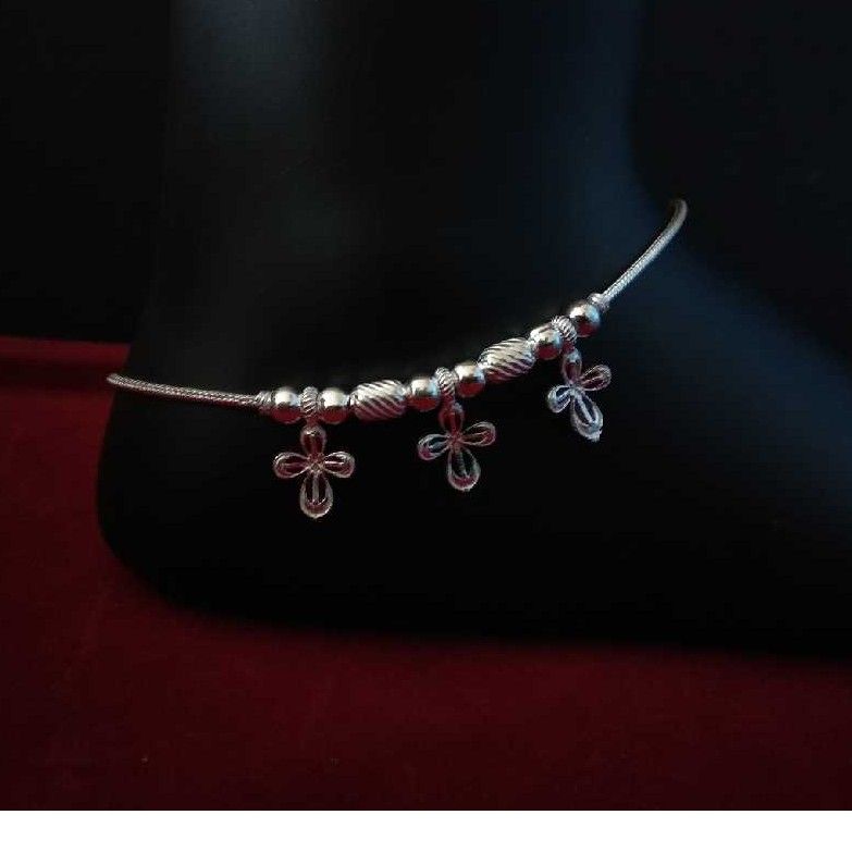 Silver Indian Floral Designer Payal ( Anklet )