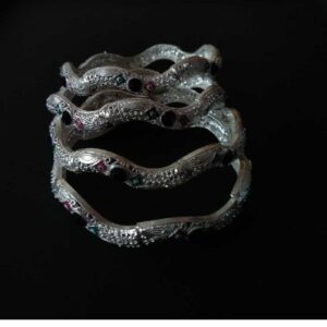 Silver Casting Zig Zag Attractive Kada