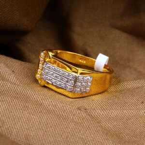 gold shining diamond Ring 159