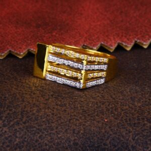 gold attractive diamond Ring 152