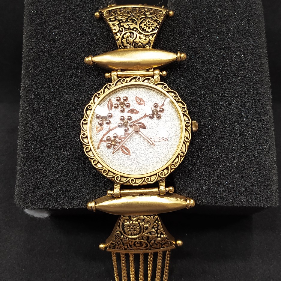 916 ladies fancy watch - Image 2