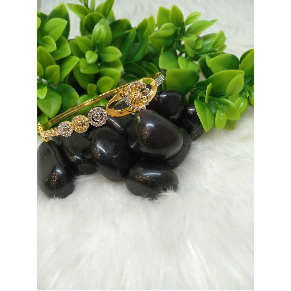 916 Gold CZ Fancy Signetic Bracelet PO-B001