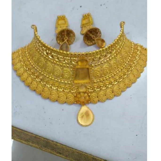 916 Plain Gold Antique Ladies Necklace