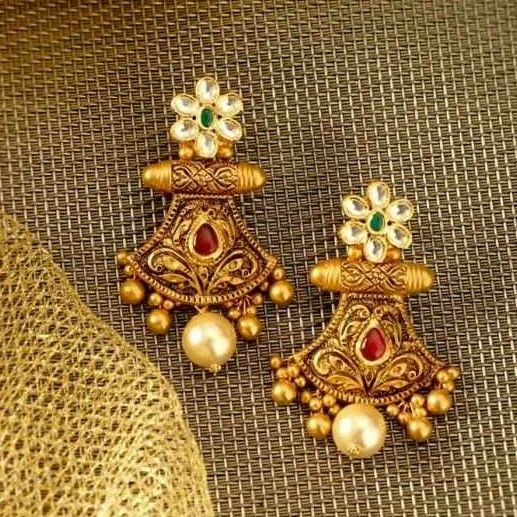 22KT Yellow Gold Modern Earring