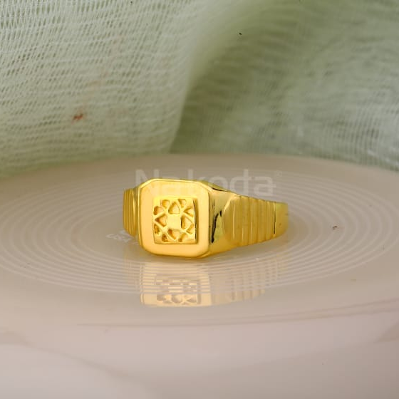 916 Gold CZ Hallmark Mens Classic Plain Ring MPR186