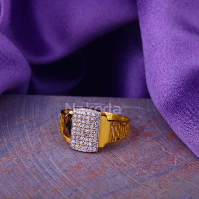 22KT Gold Hallmark Fancy Mens Ring MR988