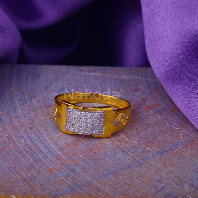 916 Gold CZ Mens Gorgeous Ring MR970