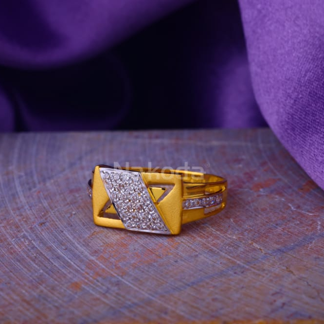 22KT Gold CZ Hallmark Mens Ring MR940