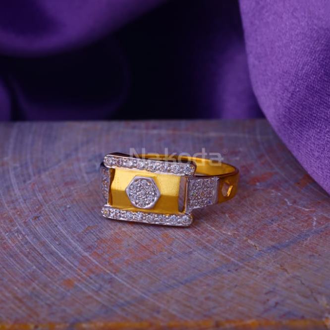22KT Gold Hallmark Gorgeous Mens Ring MR930