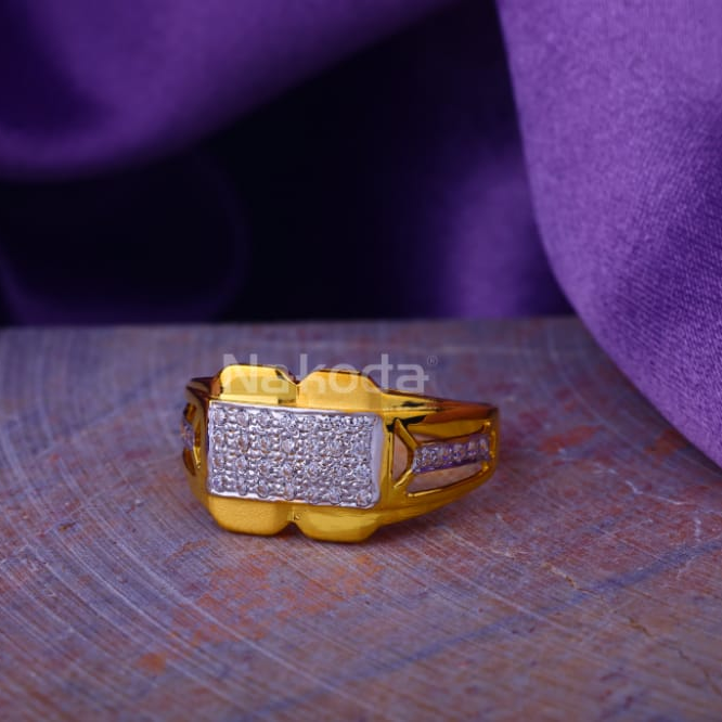 916 Gold CZ Hallmark Mens Classic Ring MR913