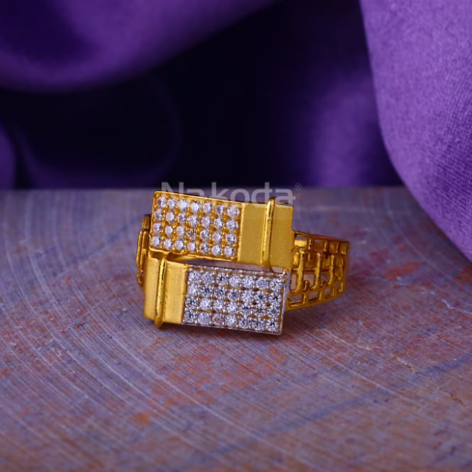 916 Gold CZ Mens Designer Ring MR906