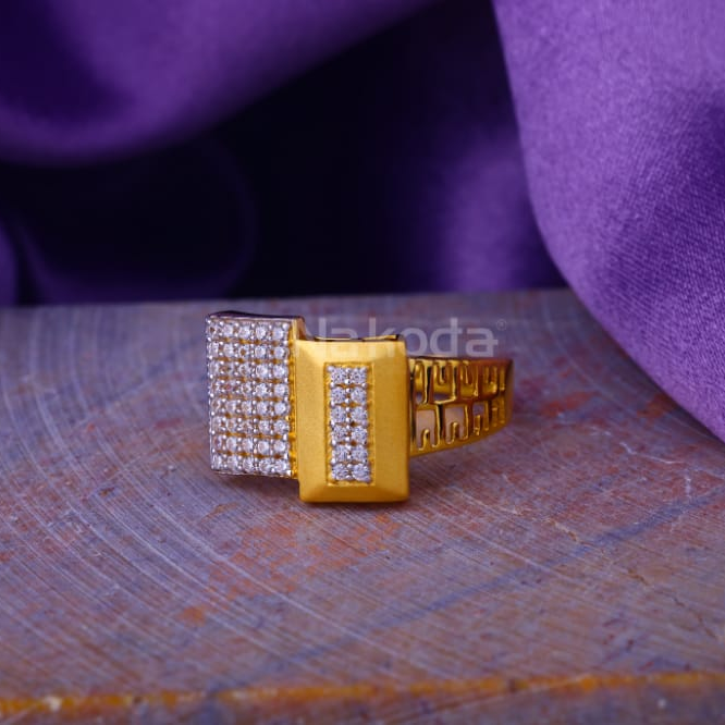 916 Gold Hallmark Mens Classic Ring MR897