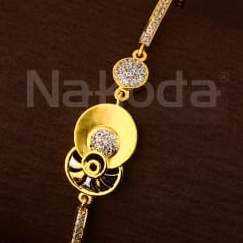 750 Gold Hallmark Stylish Ladies Kada Bracelet LKB198