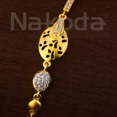 750 Gold Hallmark Fancy Ladies Kada Bracelet LKB197