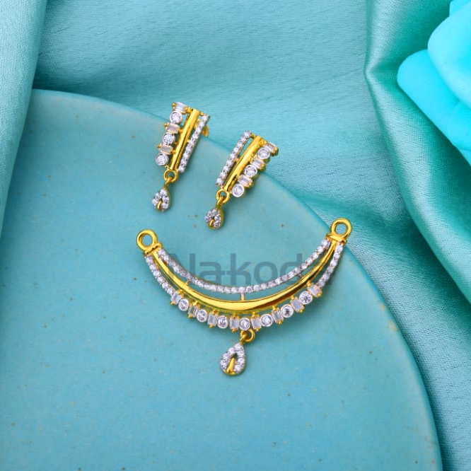 916 Gold Hallmark Ladies Gorgeous Mangalsutra Pendant MP702