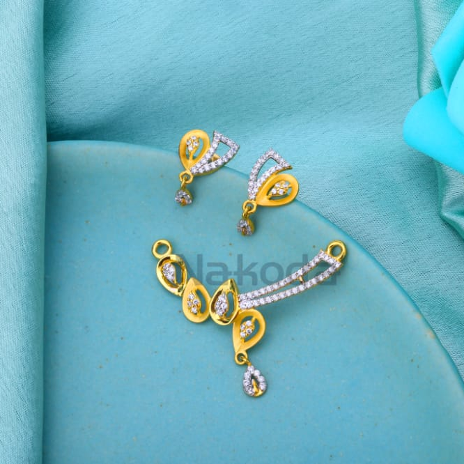 916 gold ladies stylish mangalsutra pendant mp694
