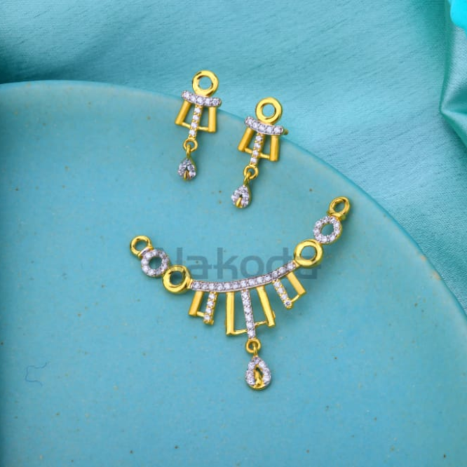 22KT Gold CZ Ladies Fancy Mangalsutra Pendant MP676
