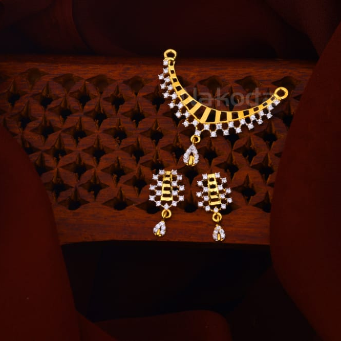 916 Gold CZ Ladies Stylish Mangalsutra Pendant MP646