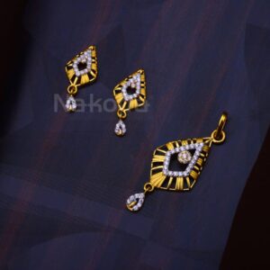 22KT Gold CZ Hallmark Designer Ladies Fancy Pendant Set FPS545