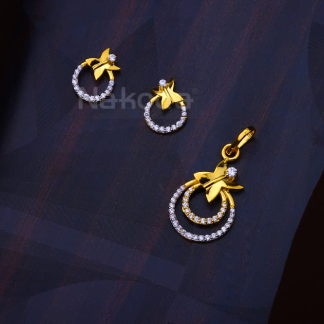 22KT Gold CZ Exclusive Ladies Fancy Pendant Set FPS541