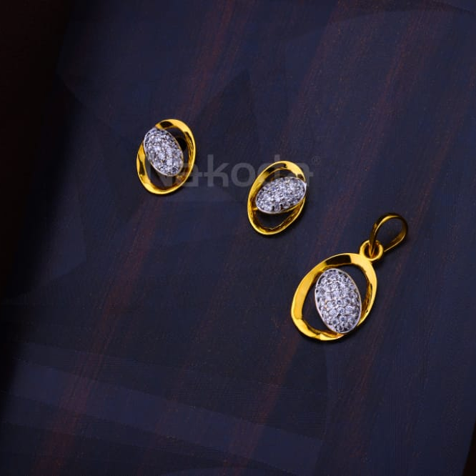 22KT Gold CZ Delicate Ladies Fancy Pendant Set FPS540