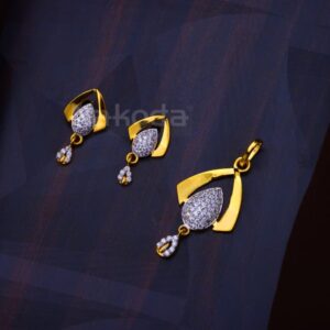 22KT Gold Hallmark Stylish Ladies Fancy Pendant Set FPS536