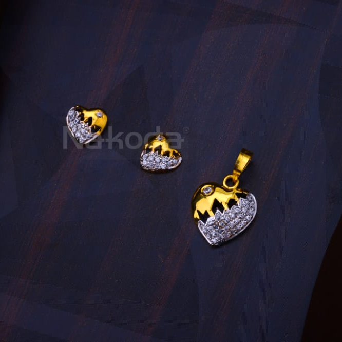 22KT Gold Hallmark Designer Ladies Fancy Pendant Set FPS532