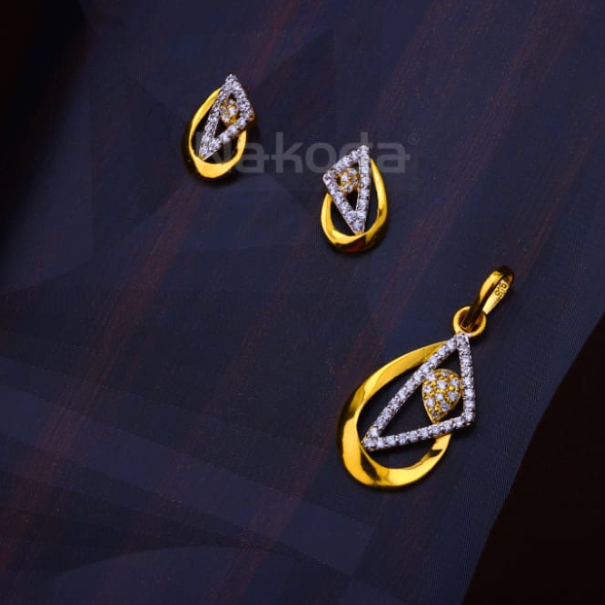 22KT Gold Ladies Exclusive Fancy Pendant Set FPS527