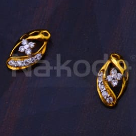 22KT Gold Ladies Fancy Pendant Set FPS523