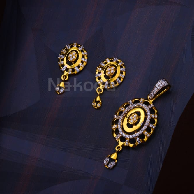 916 Gold CZ Hallmark Exclusive Ladies Fancy Pendant Set FPS520