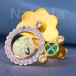 22KT Gold Ladies Gorgeous Antique Ring LAR383