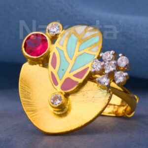 22KT Gold Ladies Antique Ring LAR376