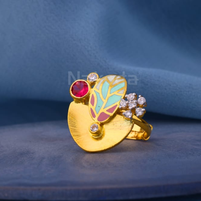 22KT Gold Ladies Antique Ring LAR376