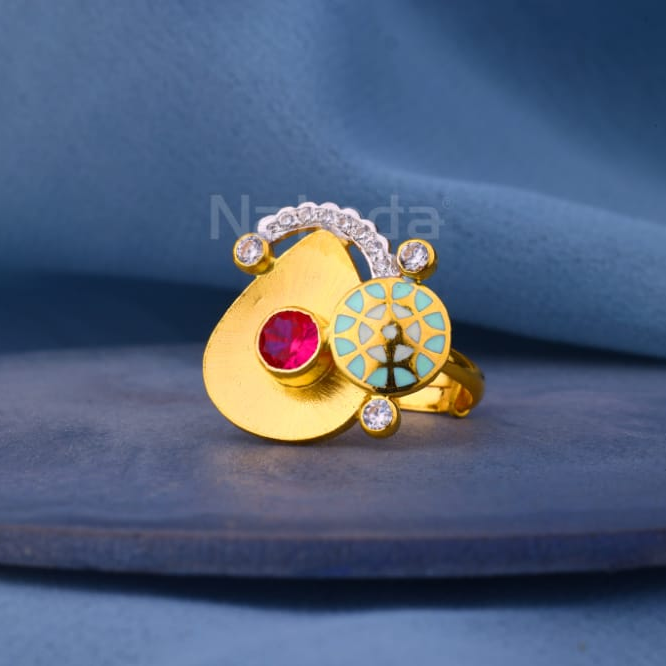916 Gold CZ Hallmark Stylish Ladies Antique Ring LAR375