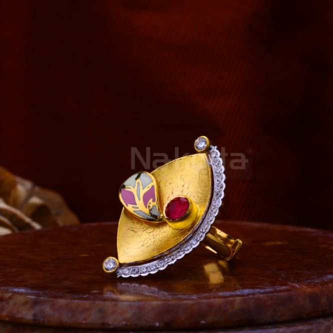 916 Gold CZ Ladies Antique Ring LAR359
