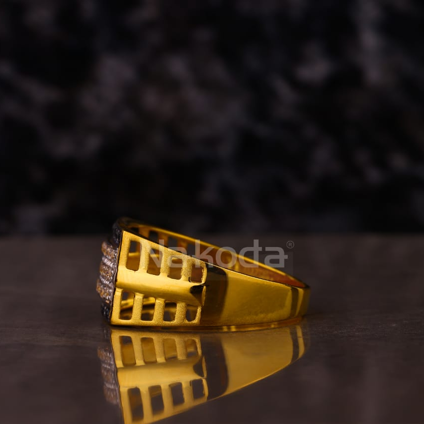 916 Gold Hallmark Stylish Men's Ring MR882 - Image 2