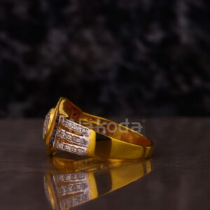 916 Gold Hallmark Classic Men's Ring MR870