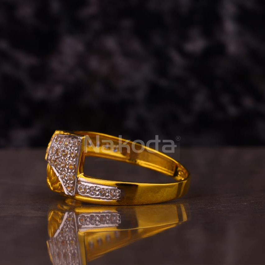916 Gold Hallmark Men's God Ring MGR191 - Image 2
