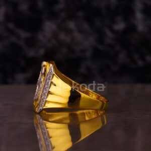 916 Gold Men's Fancy God Ring MGR194
